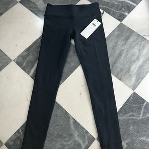 ALO Airbrush Legging Black Size Small